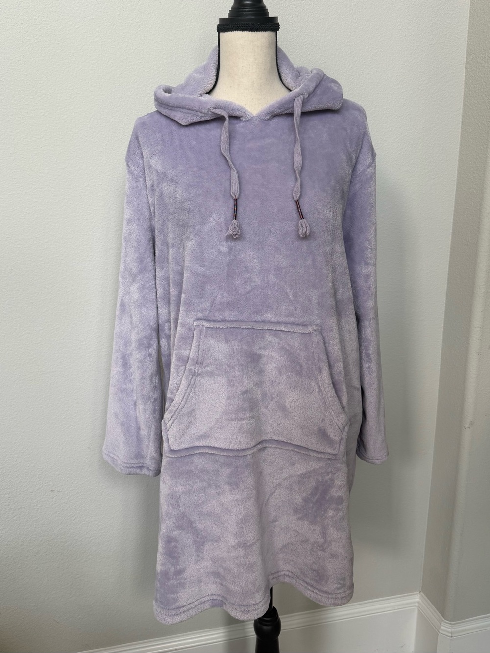 Wildfox Lavender Plush Hooded Robe Nightgown